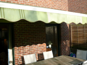 nettoyage du lambrequin d'un store