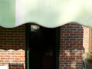 nettoyage du lambrequin d'un store